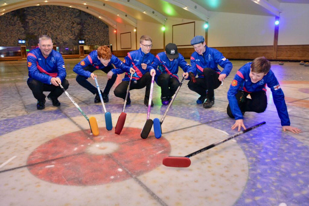 Ha sido un placer trabajar con mi club. Elliot y el equipo han sido increíbles. El kit fue producido y entregado rápidamente con una alta calidad. Al equipo le encanta.