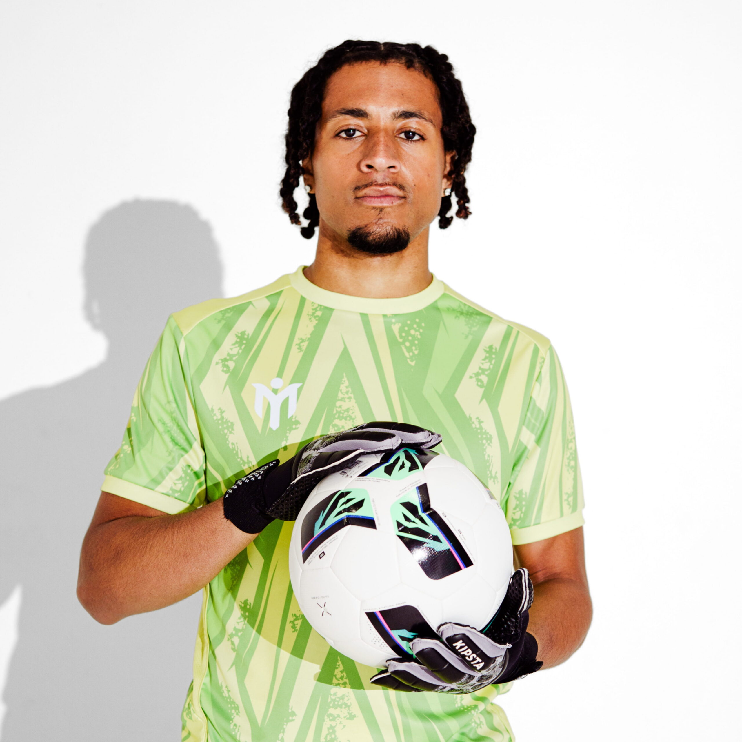 Una equipación de portero personalizada en color verde de My Club Group